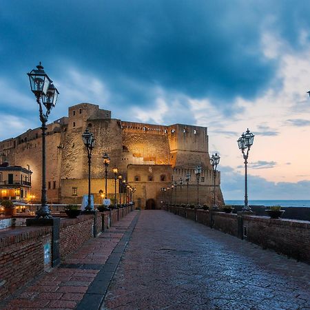 Napoli Lungomare Caracciolo Mon Amour Εξωτερικό φωτογραφία